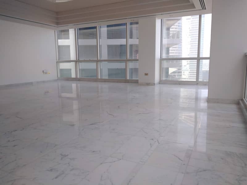 Top Class 3 BR with Full Facilities Top Class 3 BR with Full Facilities