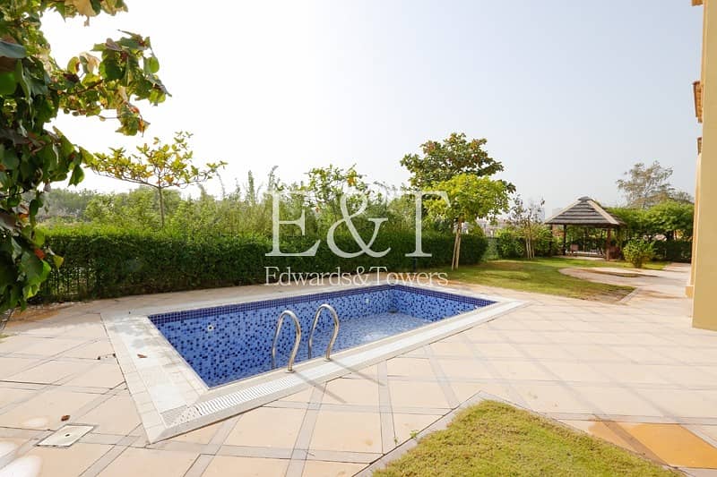 Large Plot| Fully Lake view | Fully Upgraded | Jl Large Plot| Fully Lake view | Fully Upgraded | Jl