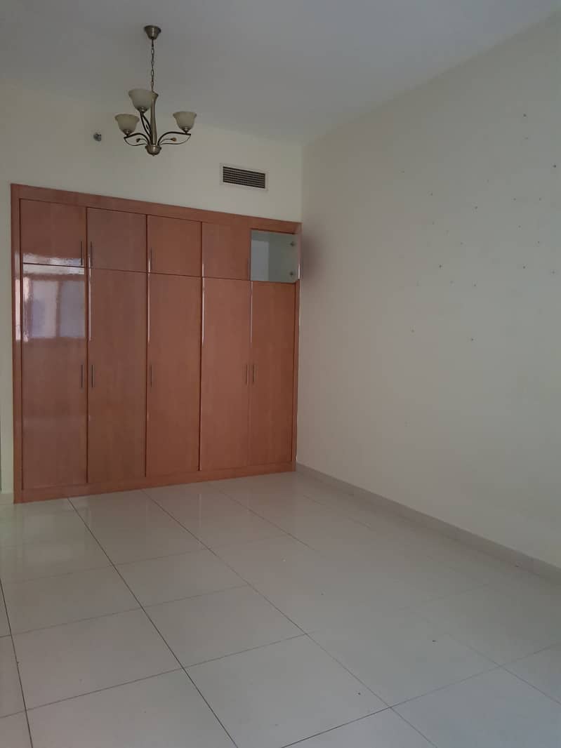 Chiller Free_1 BHK With Close Kitchen and Facilities