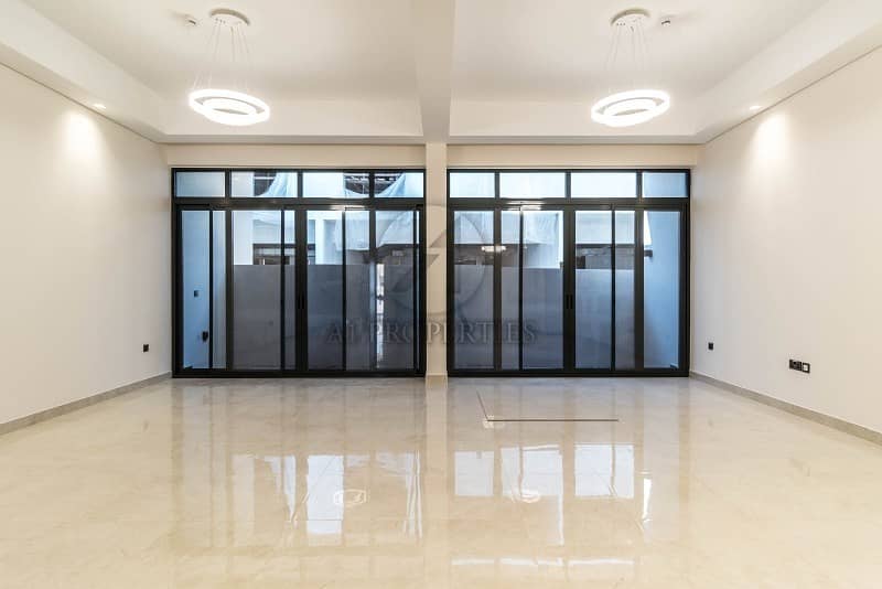 Luxury | Brand New | Large 4BR Villa | Available Luxury | Brand New | Large 4BR Villa | Available