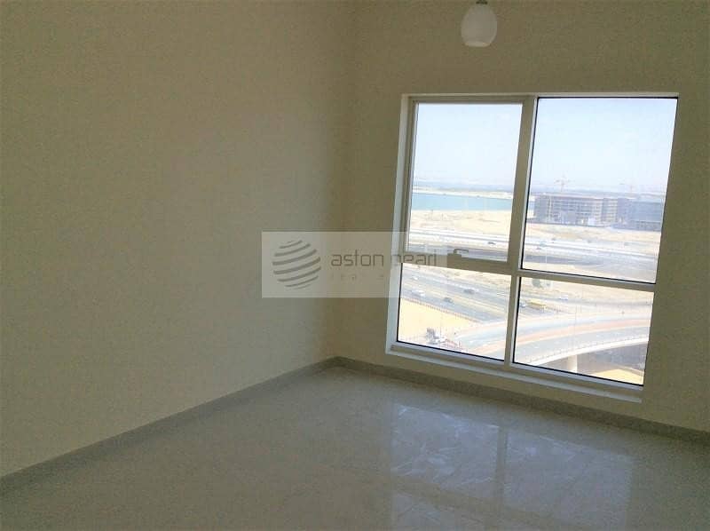 Spacious 1 Bedroom  | Well Maintained | Great View