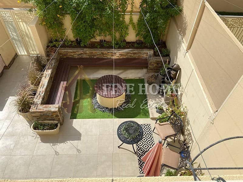 Ready To Move Now 4 BR TH So close To Mall Ready To Move Now 4 BR TH So close To Mall