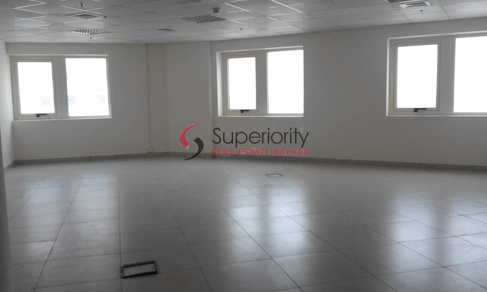 Low floor | Fitted Office | With Parking | Office for sale in The Light 1