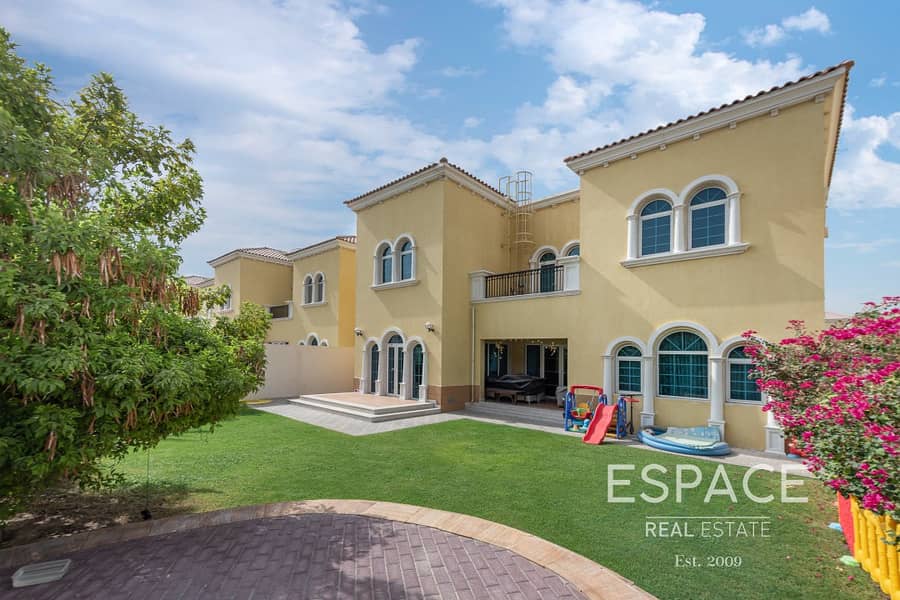 Legacy 3 Bed Small | Exceptional Location