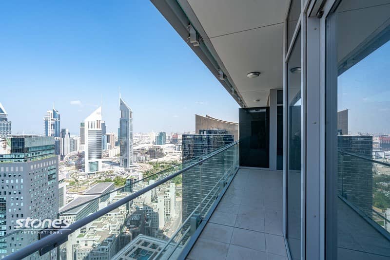 Elegant Unit on High Floor with DIFC View Elegant Unit on High Floor with DIFC View