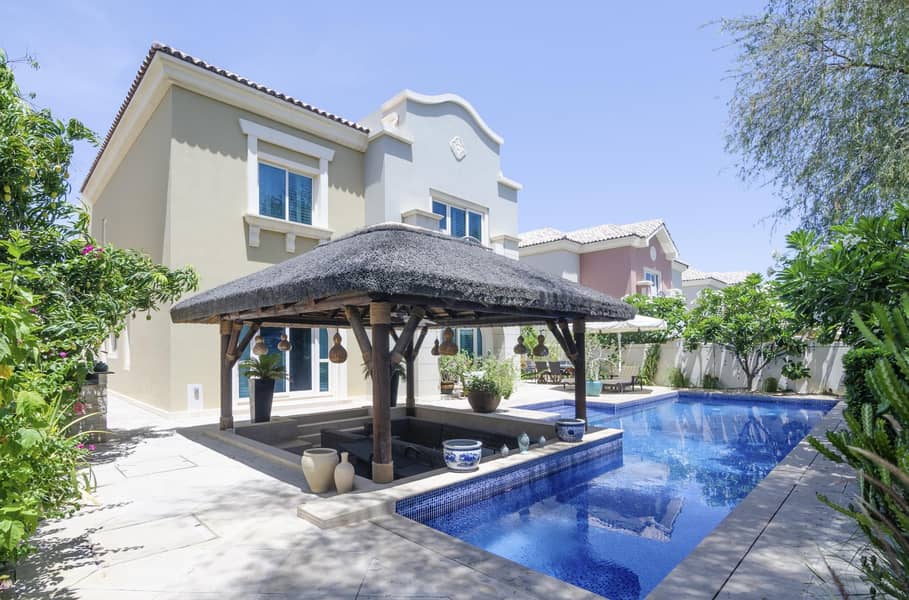 EXCLUSIVE | Upgraded Kitchen | Exceptional Garden EXCLUSIVE | Upgraded Kitchen | Exceptional Garden