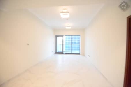 spacious bright 1+laundry near metro in a new building with free maintenance spacious bright 1+laundry near metro in a new building with free maintenance