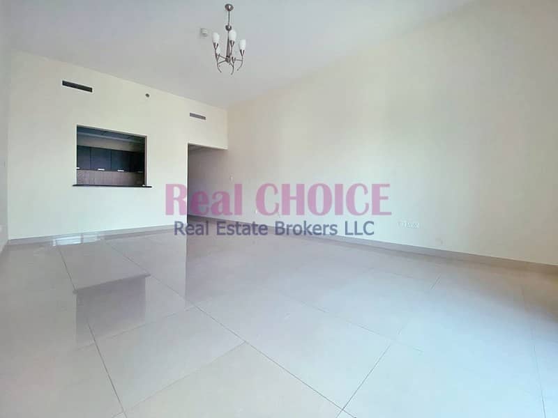 Well Maintained 2BR Apartment|Villas & Golf Views Well Maintained 2BR Apartment|Villas & Golf Views