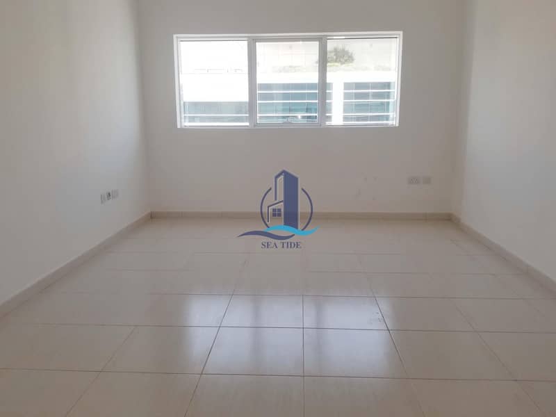 Huge 1Bed Residence w/ Balcony & Free Parking