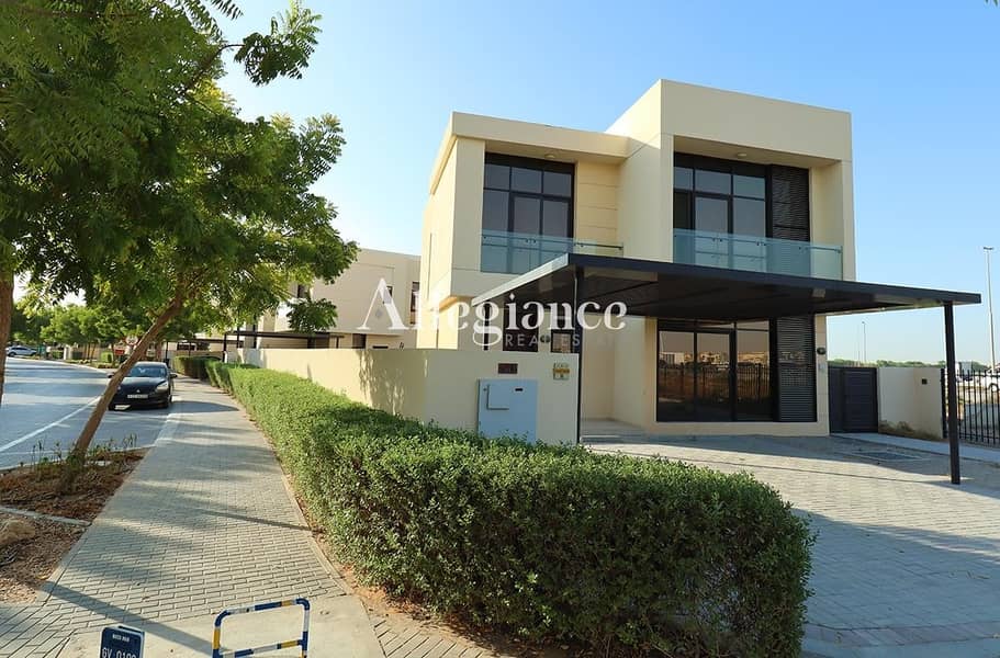 Independent Villa | Move-in | Decent Plot Size Independent Villa | Move-in | Decent Plot Size