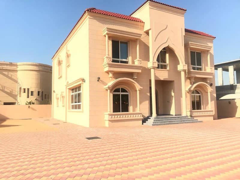 Super Lux villa for rent in Al Warqa (6 master bedrooms + hall + majlis + maid room + kitchen)