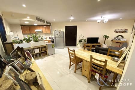 2 Bedroom | High Floor | 2 Bath | Balcony 2 Bedroom | High Floor | 2 Bath | Balcony