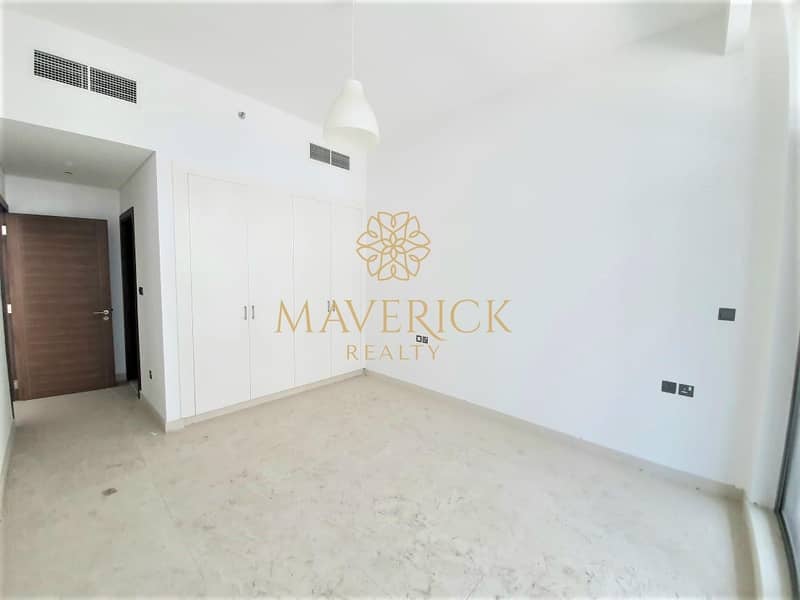 22 Brand New | Huge 1BR+Balcony | Port Facing