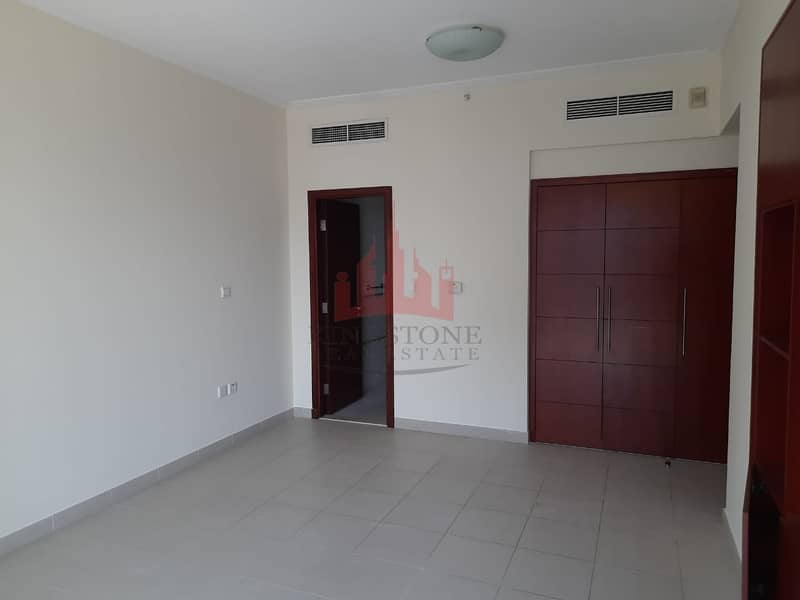 17 Spacious 1Bedroom South Ridge 1 For Rent @