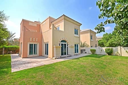 Upgraded and Extended | 5 Bedrooms Villa Upgraded and Extended | 5 Bedrooms Villa
