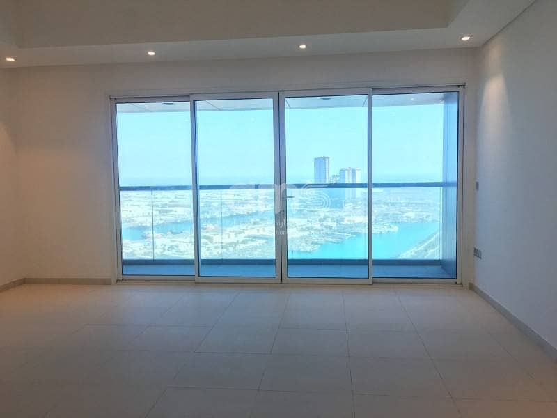 Perfect - 3BR + M - Balcony -  available in Corniche