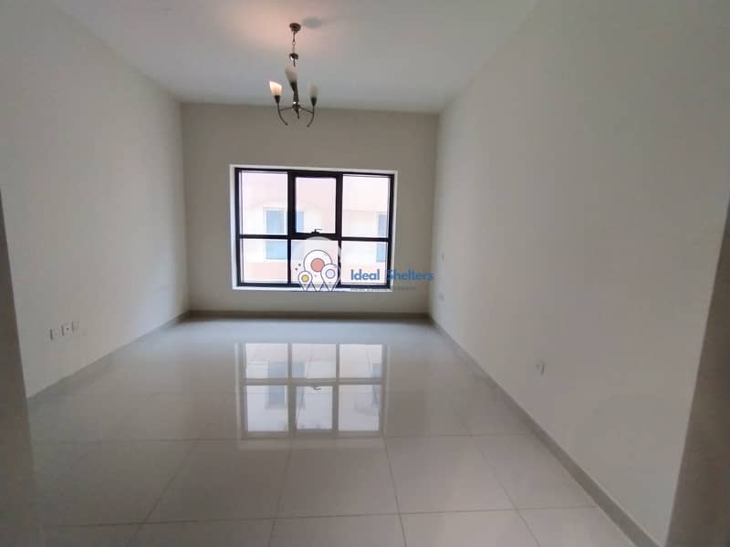 5 HUGE SIZE 1 BEDROOM APARTMENT WITH CLOSE KITCHEN  2 BATH BALCONY WARDROBES