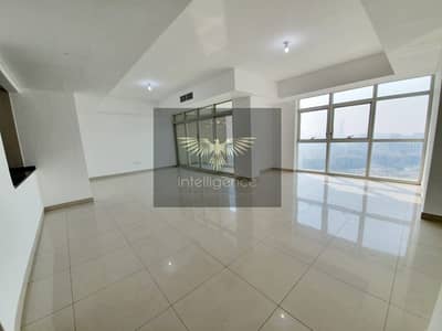 Well Maintained Spacious Unit with Maid`s Room! Well Maintained Spacious Unit with Maid`s Room!
