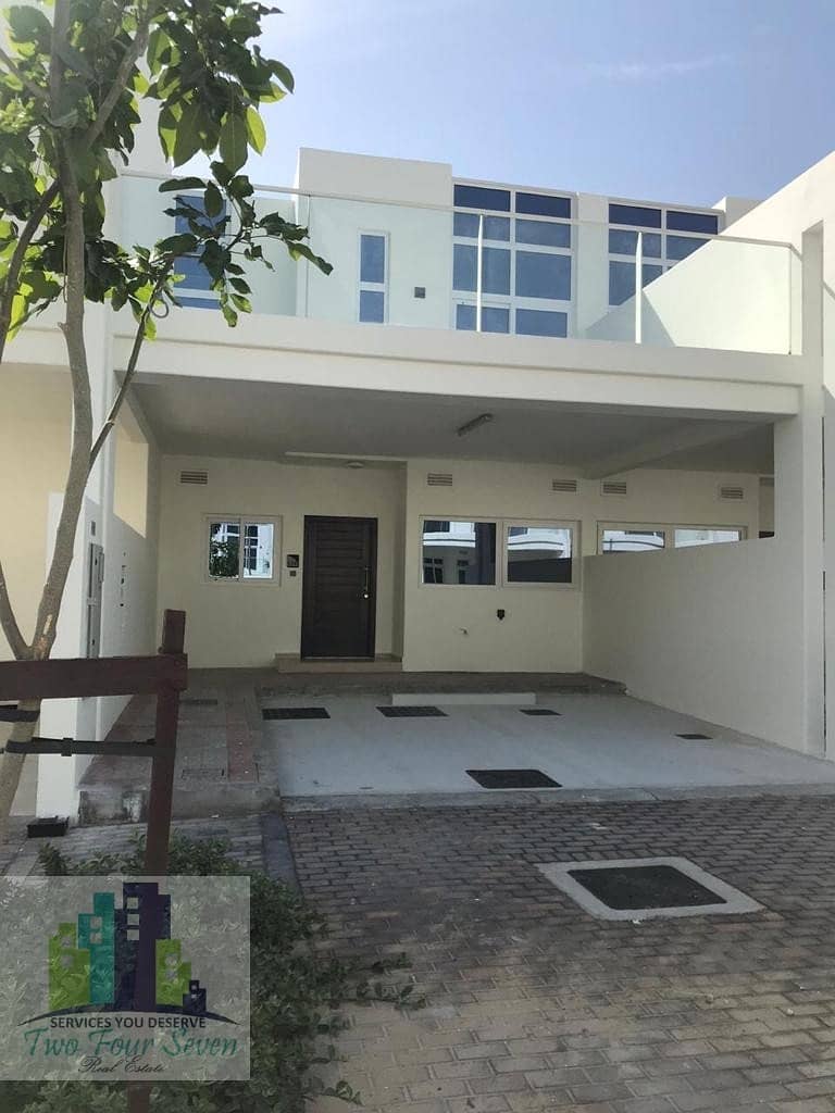 OPEN KITCHEN 4BEDROOM IN AKOYA OXYGEN OPEN KITCHEN 4BEDROOM IN AKOYA OXYGEN