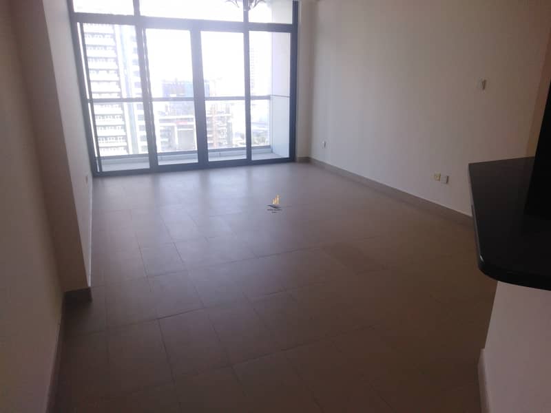NEAR TO METRO FULL LAKE VIEW 1 BHK WITH BALCONY AT MID FLOOR