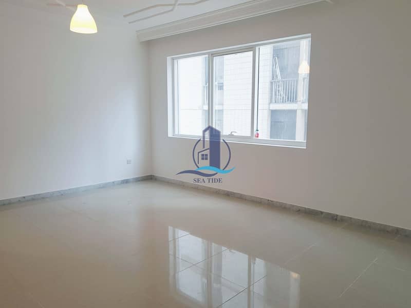 3 Price Reduced! Spacious 2 Bed Apt w/ Balcony