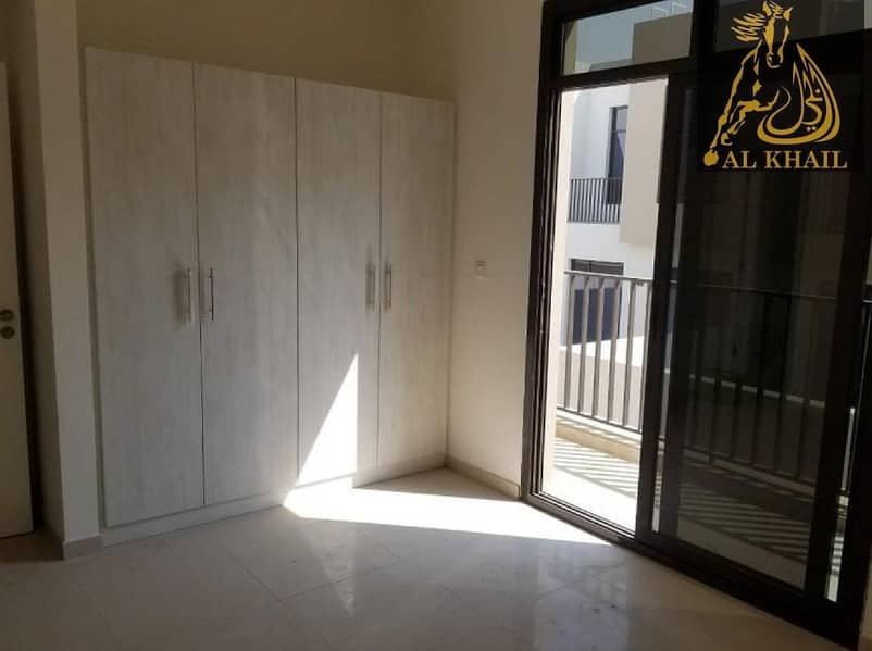 4 MOTIVATED SELLER DEAL 3BHK TOWNHOUSE NO SERVICE CHARGES