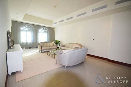 New To Market | Townhouse | Garage | VOT New To Market | Townhouse | Garage | VOT