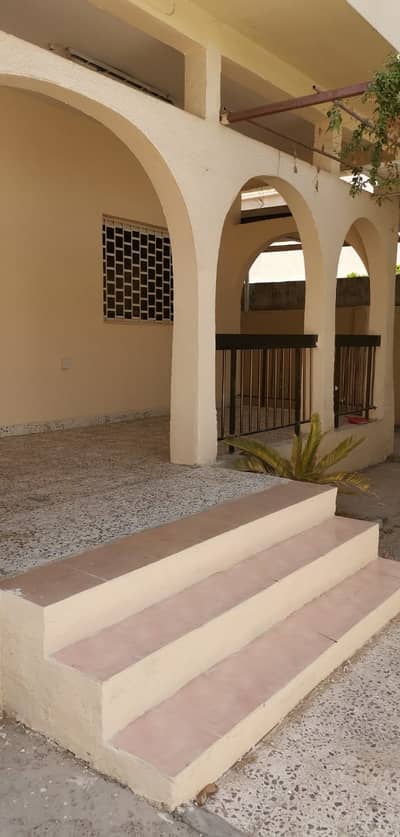 villa for rent in al jazzat sharjah (45k) villa for rent in al jazzat sharjah (45k)