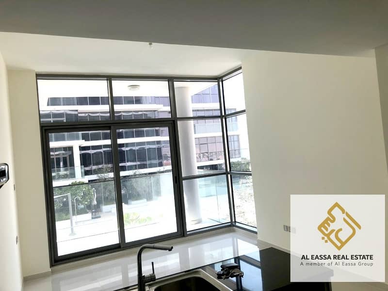 Pool View| Bright Studio | Pool View| Bright Studio |