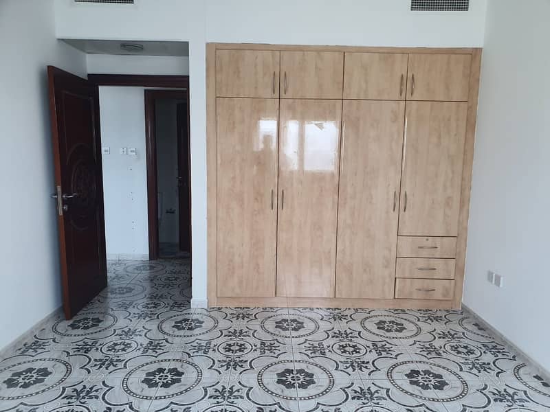 31 CHILLER FREE HOT DEAL 2 BHK FOR 68K