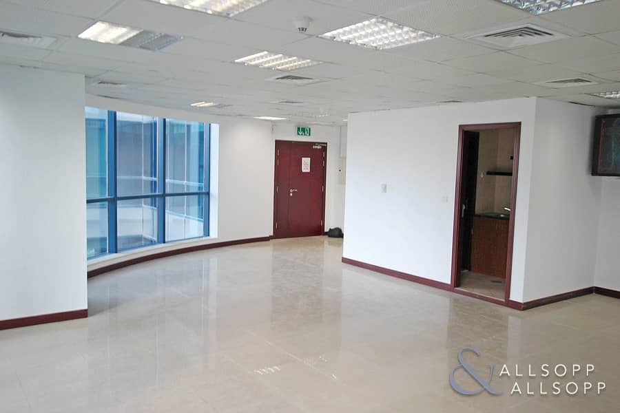 17 Fitted Office | Partitioned | High Floor Unit