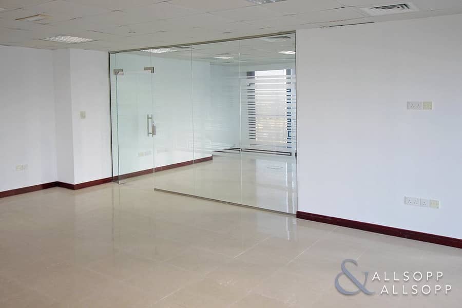 6 Fitted Office | Partitioned | High Floor Unit