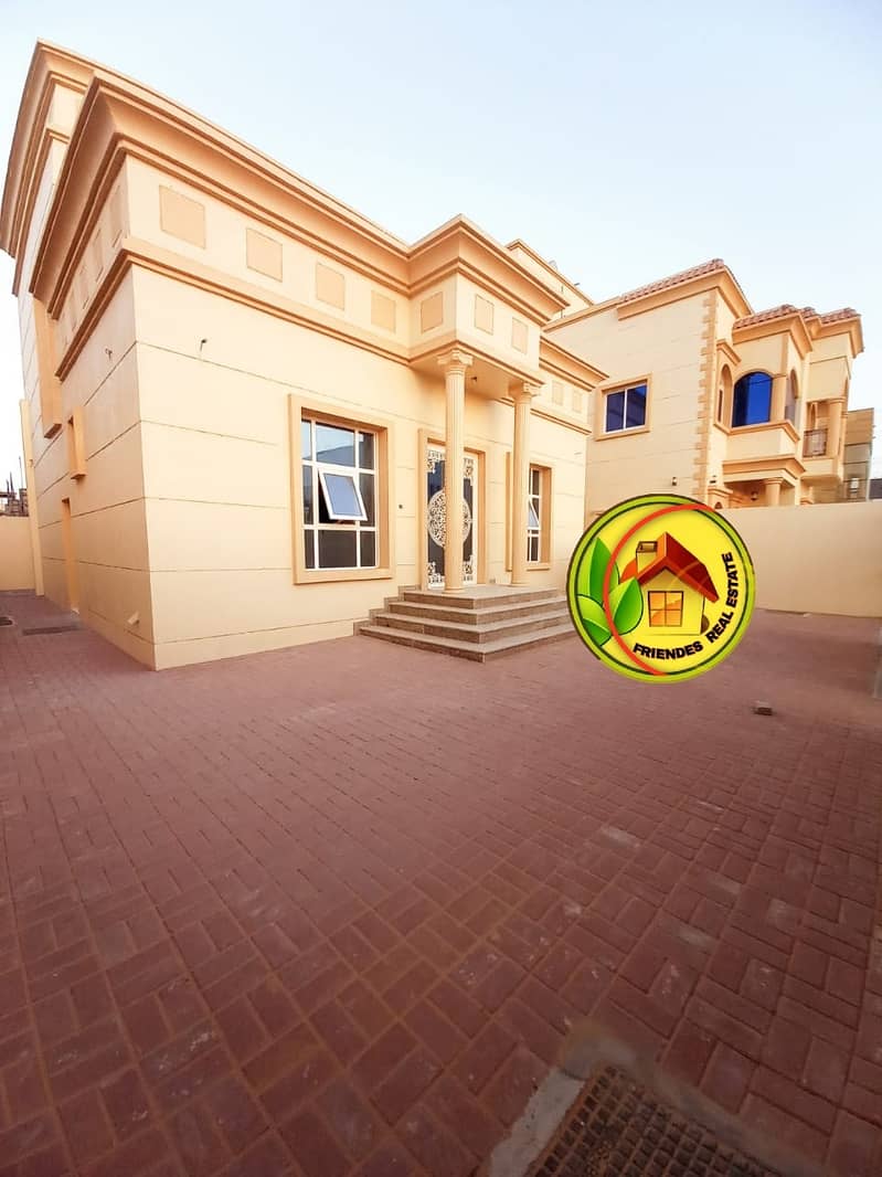 Villa for sale directly on the neighboring street. Opportunity to housing Sheikh Zayed free without initial payment