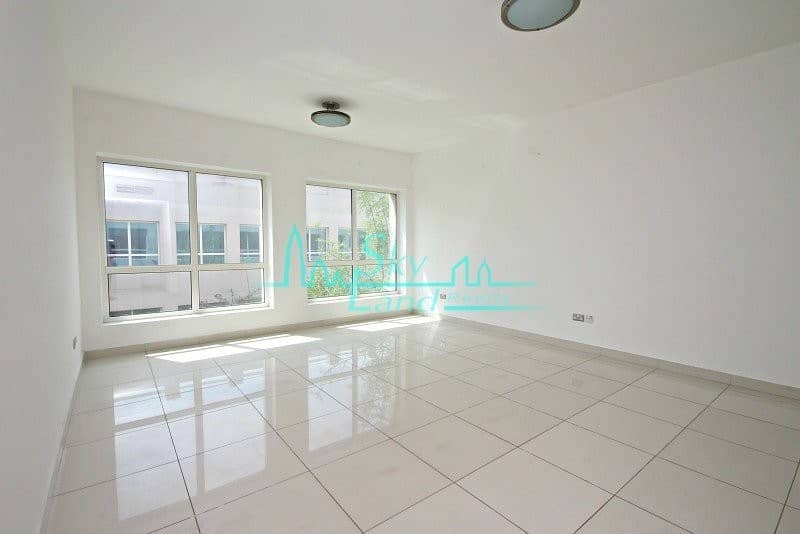 7 Very spacious | Modern 5bed | Private pool|Garden
