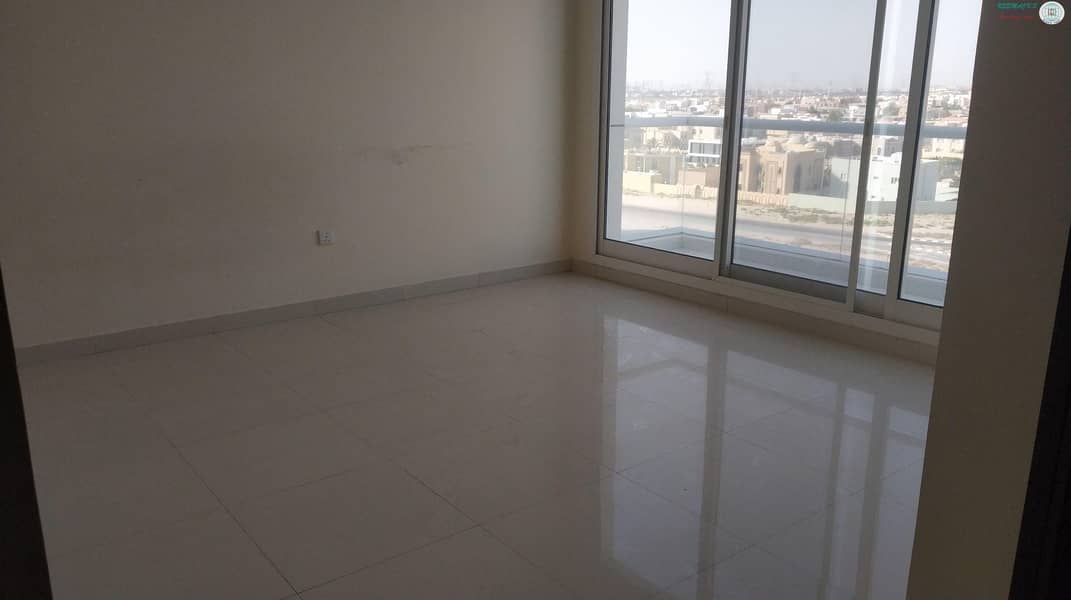 BIG STUDIO | SEMI CLOSED KITCHEN | BALCONY | GYM | POOL | PARKING BIG STUDIO | SEMI CLOSED KITCHEN | BALCONY | GYM | POOL | PARKING