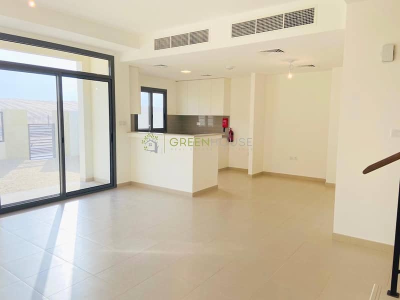 Bright and Specious 3 Bedroom Townhouse with Maid | Noor Townhouse