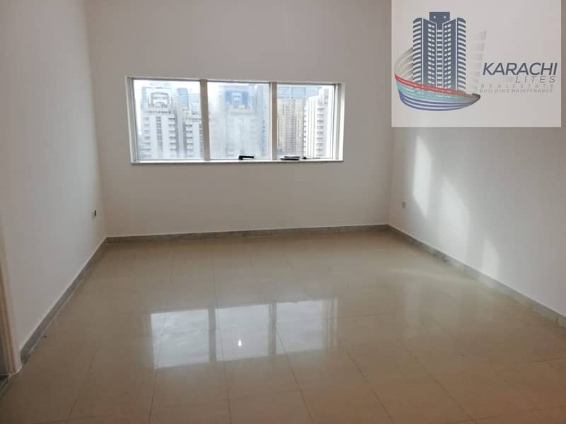 spacious 1 bed room with huge living room in good price
