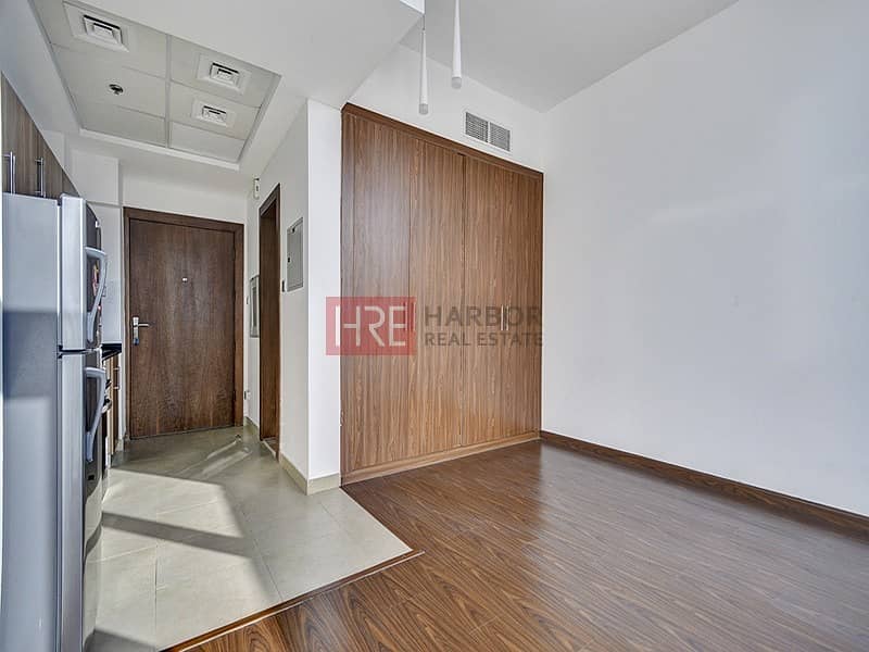Large Studio| AED 2500 Monthly | Best Deal