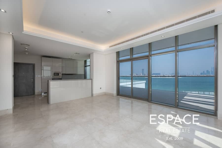 Resale| Exceptional Layout and Finishes | Sea View