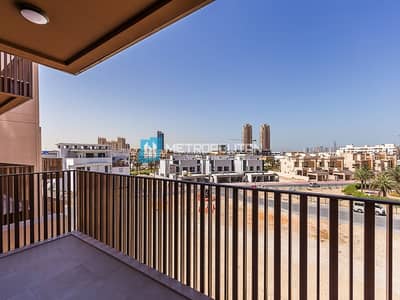 Large Studio Unit | Chiller Free I Prime Location Large Studio Unit | Chiller Free I Prime Location