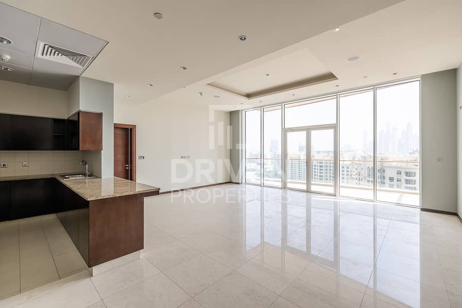 5 Spacious 2 Bedroom Apartment with Sea Views