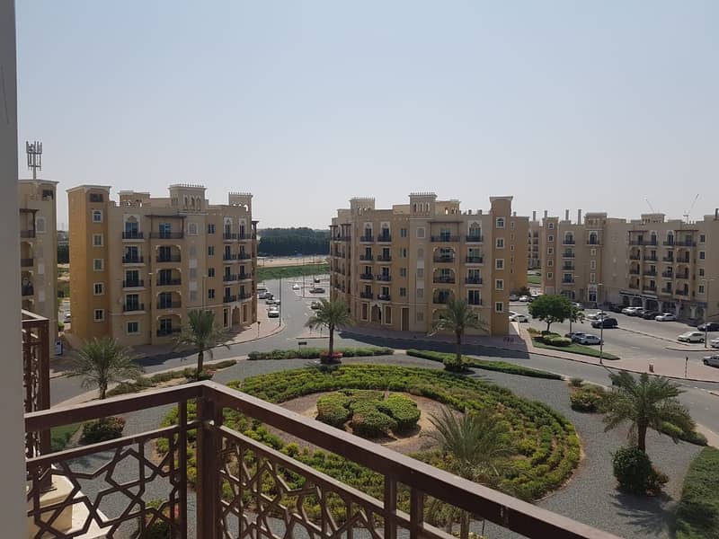 شقة في الحي الإماراتي المدينة العالمية 1 غرف 26000 درهم - 4792721