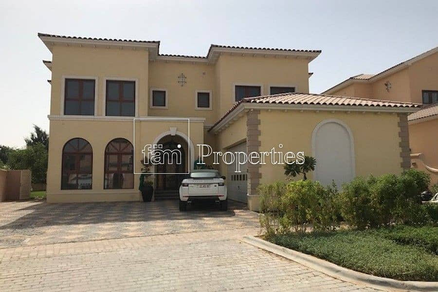 Spacious Family 4 Bedroom Villa with private Pool