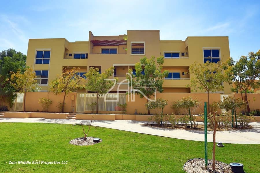 Single Row 3 BR Type A in Great Location with Garden Single Row 3 BR Type A in Great Location with Garden