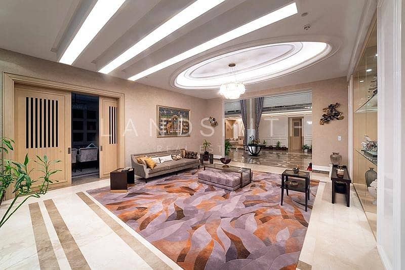 13 Exclusive Luxurious 5BR Villa in Emirates Hills