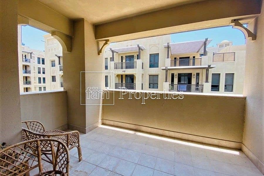 LARGE TERRACE | COMMUNITY VIEW |  1 BED