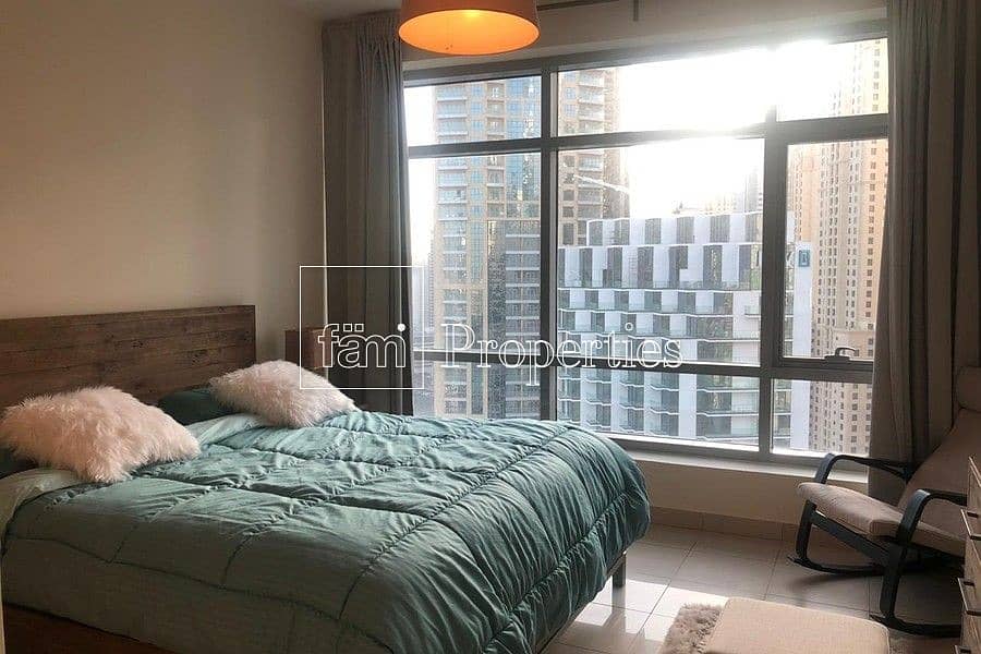 High Floor | Unfurnished | Tenanted High Floor | Unfurnished | Tenanted