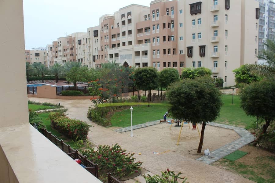 Chiller Free | Spacious 3 Bedroom | Garden View Chiller Free | Spacious 3 Bedroom | Garden View
