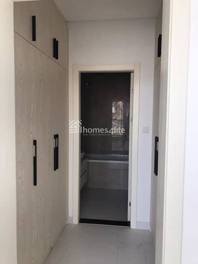 BRAND NEW 4BR TOWNHOUSE BRAND NEW 4BR TOWNHOUSE