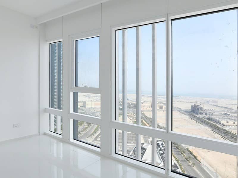 Spacious Apartment + 2 Months Rent Free!! Spacious Apartment + 2 Months Rent Free!!